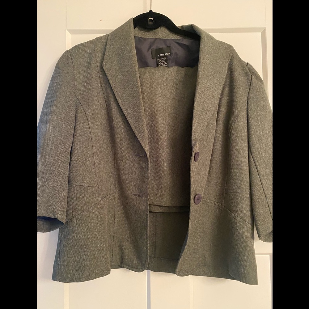 Women’s casual suit